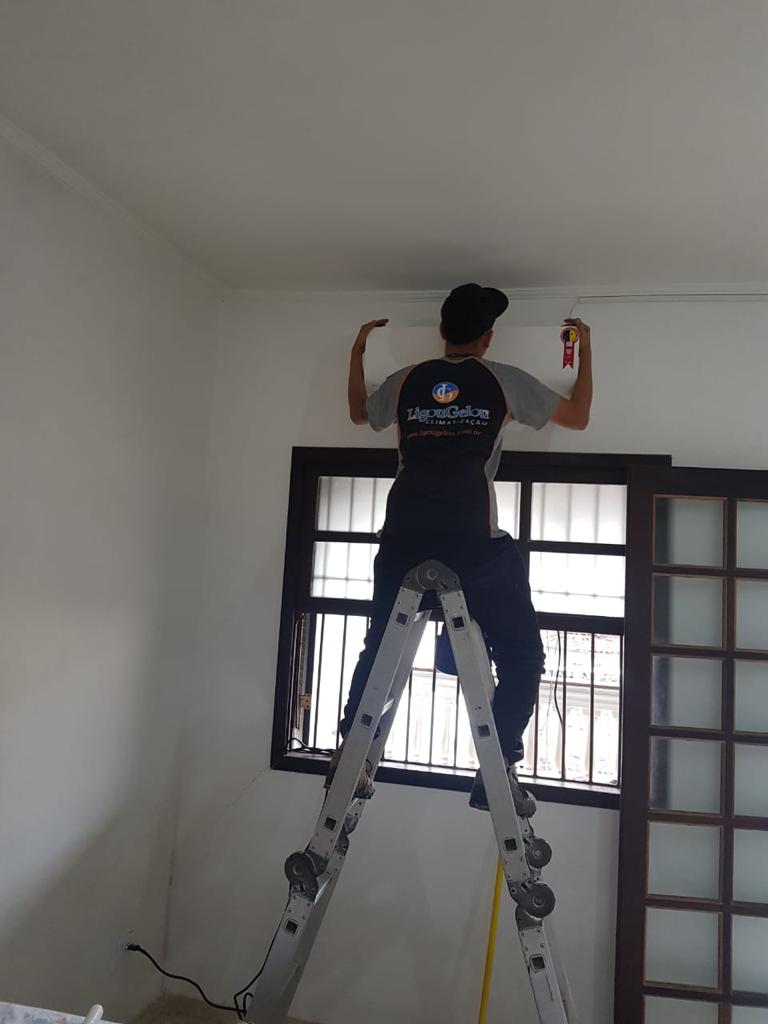 Ligou-gelou-instalacao-de-ar-condicionado-14